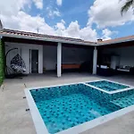 Mansao Com Piscina Em Bairro Nobre Da Zona Oeste Tel Para Ctt 11 9 Oito Quatro, Meia Dois 11 66