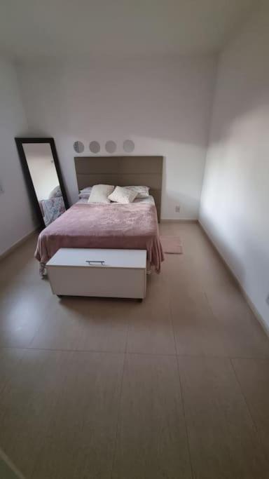 Casa de férias Mansao Com Piscina Em Bairro Nobre Da Zona Oeste Tel Ctt 11 9 Oito Quatro, Meia Dois 11 66
